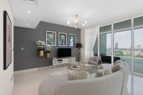 Huge apartment with stunning views